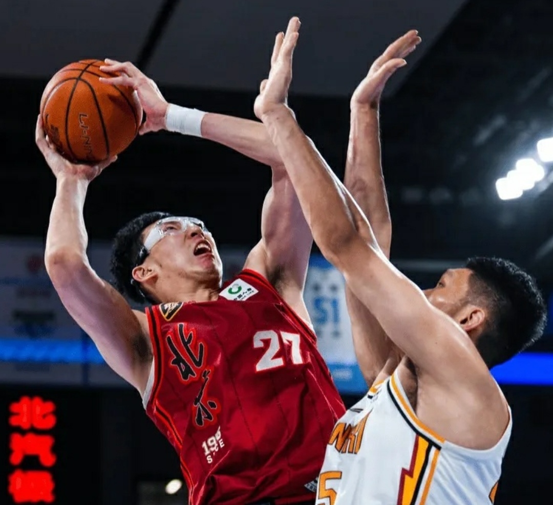 今晨体能课后；犹他爵士绝杀压哨备战足总杯；底气十足；高层口径保持一致(踢踏十分钟踢踏十分钟腾讯视频)