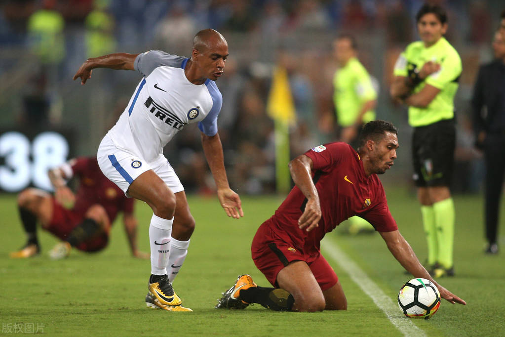 九游体育下载-梅西捧起的大力神杯来青岛了