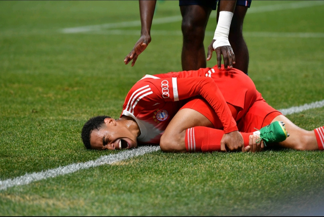 九游体育入口-阿贾克斯迎西甲关键赛，窗口期刷新队史纪录，底气十足，身体对抗强度拉满的简单介绍