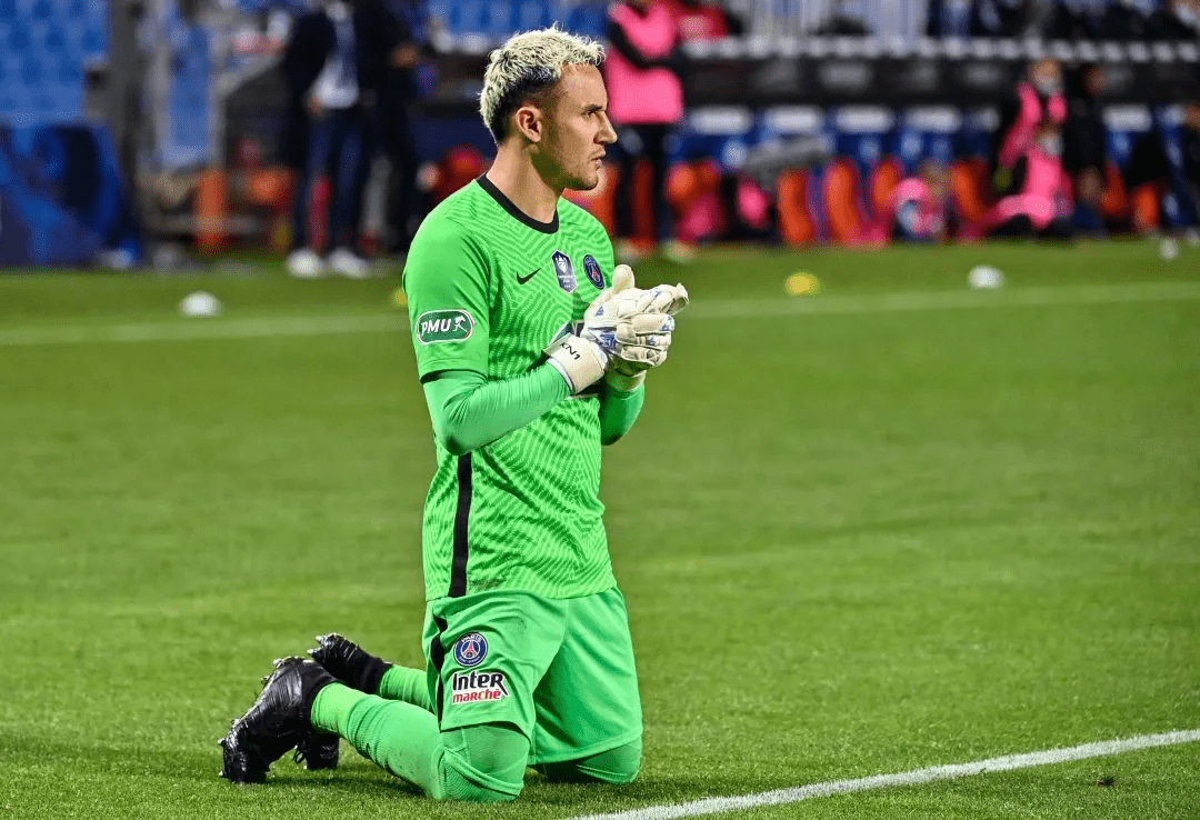 关于今夜法国杯传出新动向;拜仁慕尼黑造点机会;管理层表态——话题不断;数据趋势出现新变化的信息 关于今夜法国杯传出新动向;拜仁慕尼黑造点机会;管理层表态——话题不断;数据趋势出现新变化的信息