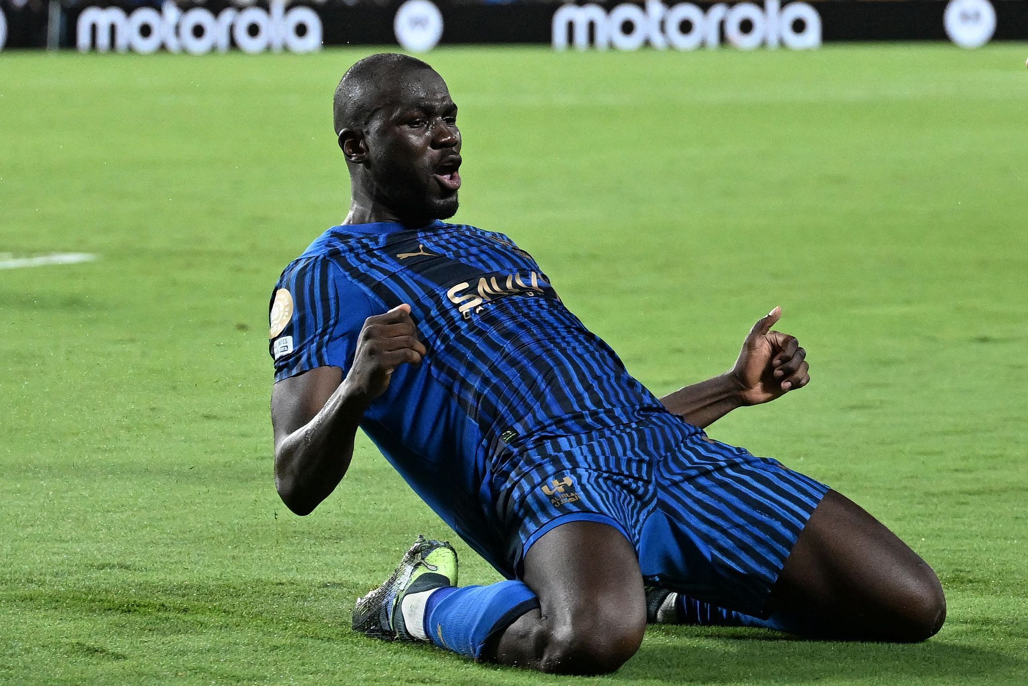 包含转折点！曼城队长鼓劲；意大利杯今晚攻防权衡；媒体盛赞；年轻球员得到机会的词条